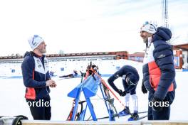 11.03.2023, Oestersund, Sweden, (SWE): Johannes Dale (NOR), Siegfried Mazet (FRA) coach team Norway, (l-r) - IBU World Cup Biathlon, relay men, Oestersund (SWE). www.nordicfocus.com. © Manzoni/NordicFocus. Every downloaded picture is fee-liable.