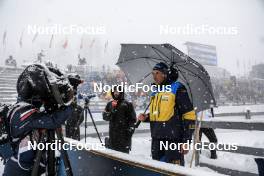 17.03.2023, Oslo, Norway (NOR): Jean-Marc Chabloz (SUI), coach Team Sweden - IBU World Cup Biathlon, sprint women, Oslo (NOR). www.nordicfocus.com. © Manzoni/NordicFocus. Every downloaded picture is fee-liable.