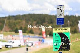 15.09.2023, La Feclaz, France (FRA): Event Feature: Track signs - Biathlon Samse Summer Tour, training, La Feclaz (FRA). www.nordicfocus.com. © Manzoni/NordicFocus. Every downloaded picture is fee-liable.