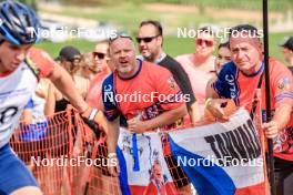 26.08.2023, Brezno-Osrblie, Slovakia (SVK): Event Feature: Fans cheering on the track - IBU Summer Biathlon World Championships, sprint junior men, Brezno-Osrblie (SVK). www.nordicfocus.com. © Manzoni/NordicFocus. Every downloaded picture is fee-liable.