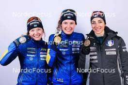 15.02.2023, Oberhof, Germany (GER): Linn Persson (SWE), Hanna Oeberg (SWE), Lisa Vittozzi (ITA), (l-r) - IBU World Championships Biathlon, medals, Oberhof (GER). www.nordicfocus.com. © Manzoni/NordicFocus. Every downloaded picture is fee-liable.