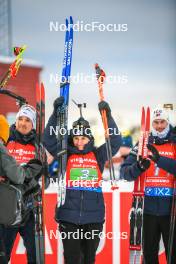 25.11.2023, Oestersund, Sweden, (SWE): Fabien Claude (FRA), Julia Simon (FRA), (l-r) - IBU World Cup Biathlon, single mixed relay, Oestersund (SWE). www.nordicfocus.com. © Authamayou/NordicFocus. Every downloaded picture is fee-liable.