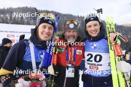 09.12.2023, Hochfilzen, Austria (AUT): Elvira Oeberg (SWE), Tomas Oeberg (SWE), Hanna Oeberg (SWE), (l-r) - IBU World Cup Biathlon, pursuit women, Hochfilzen (AUT). www.nordicfocus.com. © Manzoni/NordicFocus. Every downloaded picture is fee-liable.