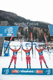 06.01.2023, Val di Fiemme, Italy (ITA): Tiril Udnes Weng (NOR), Lotta Udnes Weng (NOR), Mathilde Myhrvold (NOR), (l-r) - FIS world cup cross-country, tour de ski, individual sprint, Val di Fiemme (ITA). www.nordicfocus.com. © Modica/NordicFocus. Every downloaded picture is fee-liable.