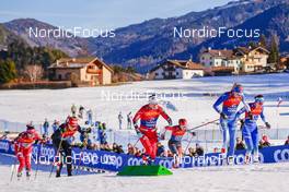 06.01.2023, Val di Fiemme, Italy (ITA): Heidi Weng (NOR), Katharina Hennig (GER), Tiril Udnes Weng (NOR), Katherin Stewart-Jones (CAN), Anne Kyllonen (FIN), Eva Urevc (SLO), (l-r)  - FIS world cup cross-country, tour de ski, individual sprint, Val di Fiemme (ITA). www.nordicfocus.com. © Barbieri/NordicFocus. Every downloaded picture is fee-liable.