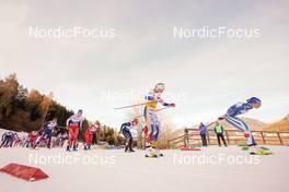 07.01.2023, Val di Fiemme, Italy (ITA): Rosie Brennan (USA), Nadine Faehndrich (SUI), Tiril Udnes Weng (NOR), Katharina Hennig (GER), Frida Karlsson (SWE), Kerttu Niskanen (FIN), (l-r)  - FIS world cup cross-country, tour de ski, mass, Val di Fiemme (ITA). www.nordicfocus.com. © Barbieri/NordicFocus. Every downloaded picture is fee-liable.