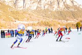 07.01.2023, Val di Fiemme, Italy (ITA): Calle Halfvarsson (SWE), Federico Pellegrino (ITA), Beda Klee (SUI), Clement Parisse (FRA), Didrik Toenseth (NOR), (l-r)  - FIS world cup cross-country, tour de ski, mass, Val di Fiemme (ITA). www.nordicfocus.com. © Barbieri/NordicFocus. Every downloaded picture is fee-liable.