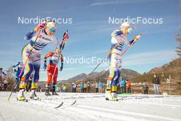 07.01.2023, Val di Fiemme, Italy (ITA): Anna Dyvik (SWE), Lotta Udnes Weng (NOR), Maerta Rosenberg (SWE), (l-r)  - FIS world cup cross-country, tour de ski, mass, Val di Fiemme (ITA). www.nordicfocus.com. © Barbieri/NordicFocus. Every downloaded picture is fee-liable.