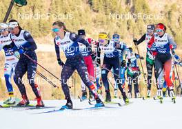 07.01.2023, Val di Fiemme, Italy (ITA): Julia Kern (USA), Jessie Diggins (USA), Lisa Lohmann (GER), Lisa Unterweger (AUT), Katherine Stewart-Jones (CAN), (l-r)  - FIS world cup cross-country, tour de ski, mass, Val di Fiemme (ITA). www.nordicfocus.com. © Barbieri/NordicFocus. Every downloaded picture is fee-liable.