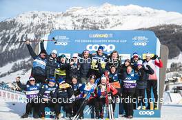 22.01.2023, Livigno, Italy (ITA): Renaud Jay (FRA) Richard Jouve (FRA) with the staff of French Team (l-r)  - FIS world cup cross-country, team sprint, Livigno (ITA). www.nordicfocus.com. © Modica/NordicFocus. Every downloaded picture is fee-liable.
