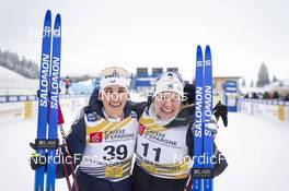 27.01.2023, Les Rousses, France (FRA): Delphine Claudel (FRA), Jessie Diggins (USA), (l-r) - FIS world cup cross-country, 10km, Les Rousses (FRA). www.nordicfocus.com. © Thibaut/NordicFocus. Every downloaded picture is fee-liable.