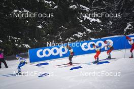 28.01.2023, Les Rousses, France (FRA): Niilo Moilanen (FIN), Federico Pellegrino (ITA), Michal Novak (CZE), Antoine Cyr (CAN), Paal Golberg (NOR), (l-r)  - FIS world cup cross-country, individual sprint, Les Rousses (FRA). www.nordicfocus.com. © Thibaut/NordicFocus. Every downloaded picture is fee-liable.
