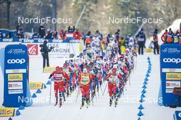 29.01.2023, Les Rousses, France (FRA): Paal Golberg (NOR), Simen Hegstad Krueger (NOR), Martin Loewstroem Nyenget (NOR), Johannes Hoesflot Klaebo (NOR), Hans Christer Holund (NOR), (l-r)  - FIS world cup cross-country, mass, Les Rousses (FRA). www.nordicfocus.com. © Thibaut/NordicFocus. Every downloaded picture is fee-liable.