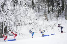 29.01.2023, Les Rousses, France (FRA): Ingvild Flugstad Oestberg (NOR), Heidi Weng (NOR), Krista Parmakoski (FIN), Jonna Sundling (SWE), Rosie Brennan (USA), (l-r)  - FIS world cup cross-country, mass, Les Rousses (FRA). www.nordicfocus.com. © Thibaut/NordicFocus. Every downloaded picture is fee-liable.