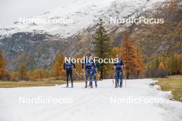 01.11.2023, Bessans, France (FRA): Théo Schely (FRA), Hugo Lapalus (FRA), Clément Parisse (FRA), (l-r) - Cross-Country training, Bessans (FRA). www.nordicfocus.com. © Authamayou/NordicFocus. Every downloaded picture is fee-liable.