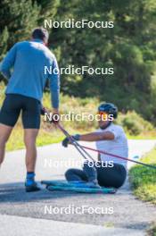23.09.2023, Font-Romeu, France (FRA): Jules Chappaz (FRA), Richard Jouve (FRA), (l-r) - Cross-Country training, Font-Romeu (FRA). www.nordicfocus.com. © Authamayou/NordicFocus. Every downloaded picture is fee-liable.