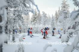 26.11.2023, Ruka, Finland (FIN): Delphine Claudel (FRA), Nadine Faehndrich (SUI), Anne Kjersti Kalvaa (NOR), Pia Fink (GER), Astrid Oeyre Slind (NOR), Katharina Hennig (GER), Emma Ribom (SWE), (l-r)  - FIS world cup cross-country, mass, Ruka (FIN). www.nordicfocus.com. © Modica/NordicFocus. Every downloaded picture is fee-liable.