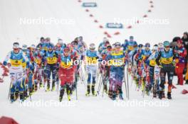 16.12.2023, Trondheim, Norway (NOR): Heidi Weng (NOR), Frida Karlsson (SWE), Jessie Diggins (USA), Emma Ribom (SWE), Victoria Carl (GER), (l-r)  - FIS world cup cross-country, skiathlon, Trondheim (NOR). www.nordicfocus.com. © Modica/NordicFocus. Every downloaded picture is fee-liable.