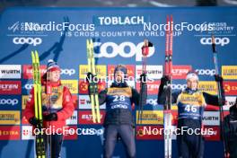 31.12.2023, Toblach, Italy (ITA): Erik Valnes (NOR), Perttu Hyvarinen (FIN), Harald Oestberg Amundsen (NOR), (l-r) - FIS world cup cross-country, tour de ski, 10km, Toblach (ITA). www.nordicfocus.com. © Modica/NordicFocus. Every downloaded picture is fee-liable.