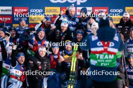31.12.2023, Toblach, Italy (ITA): Perttu Hyvarinen (FIN) celebrates with his Team Finland - FIS world cup cross-country, tour de ski, 10km, Toblach (ITA). www.nordicfocus.com. © Modica/NordicFocus. Every downloaded picture is fee-liable.