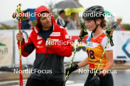 26.08.2023, Oberwiesenthal, Germany (GER): Coach Szczepan Kupczak (POL), Joanna Kil (POL) - FIS Nordic Combined Summer Grand Prix men and women, individual gundersen HS105/5km women, Oberwiesenthal (GER). www.nordicfocus.com. © Volk/NordicFocus. Every downloaded picture is fee-liable.