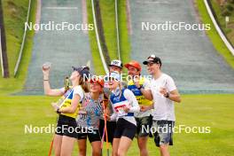 03.09.2023, Villach, Austria (AUT): SGP final standing: Franz-Josef Rehrl (AUT), Nathalie Armbruster (GER), Johannes Rydzek (GER), Ema Volavsek (SLO), Ida Marie Hagen (NOR), Terence Weber (GER) - FIS Nordic Combined Summer Grand Prix men and women, individual gundersen HS98/10km men, Villach (AUT). www.nordicfocus.com. © Volk/NordicFocus. Every downloaded picture is fee-liable.