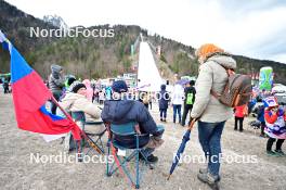 31.03.2023, Planica, Slovenia (SLO): feature: fans, spectator, waiting - FIS world cup ski flying men, individual HS240, Planica (SLO). www.nordicfocus.com. © Reichert/NordicFocus. Every downloaded picture is fee-liable.