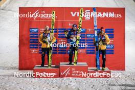 25.11.2023, Ruka, Finland (FIN): Pius Paschke (GER), Stefan Kraft (AUT), Stephan Leyhe (GER), (l-r) - FIS world cup ski jumping men, individual HS142, Ruka (FIN). www.nordicfocus.com. © Thibaut/NordicFocus. Every downloaded picture is fee-liable.
