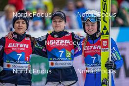 25.02.2023, Planica, Slovenia (SLO): Maja Vtic (SLO), Ema Klinec (SLO), Nika Kriznar (SLO) - FIS nordic world ski championships ski jumping women, team HS100, Planica (SLO). www.nordicfocus.com. © Thibaut/NordicFocus. Every downloaded picture is fee-liable.
