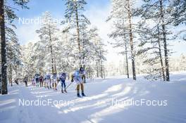 18.02.2023, Groenklitt, Sweden (SWE): Group of competitors (l-r)  - Ski Classics Criterium Orsa Groenklitt - Groenklitt (SWE). www.nordicfocus.com. © Thibaut/NordicFocus. Every downloaded picture is fee-liable.