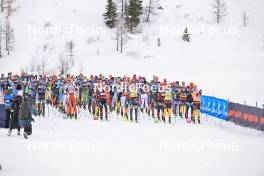 10.12.2023, Bad Gastein, Austria (AUT): start feature: - Ski Classics Bad Gastein Criterium - Bad Gastein (AUT). www.nordicfocus.com. © Reichert/NordicFocus. Every downloaded picture is fee-liable.