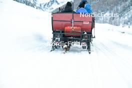 15.12.2023, Val Venosta, Italy (ITA): feature: horse-drawn sleigh - Ski Classics La Venosta Criterium - Val Venosta (ITA). www.nordicfocus.com. © Reichert/NordicFocus. Every downloaded picture is fee-liable.