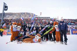 10.01.2024, Ruhpolding, Germany (GER): Julia Simon (FRA), Sophie Chauveau (FRA), Jeanne Richard (FRA), Lou Jeanmonnot (FRA), (l-r) - IBU World Cup Biathlon, relay women, Ruhpolding (GER). www.nordicfocus.com. © Thibaut/NordicFocus. Every downloaded picture is fee-liable.