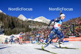20.01.2024, Antholz, Italy (ITA): Venla Lehtonen (FIN), Amy Baserga (SUI), Tamara Steiner (AUT), Janina Hettich-Walz (GER), Tereza Vobornikova (CZE), Lou Jeanmonnot (FRA), (l-r) - IBU World Cup Biathlon, mixed relay, Antholz (ITA). www.nordicfocus.com. © Manzoni/NordicFocus. Every downloaded picture is fee-liable.