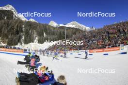 20.01.2024, Antholz, Italy (ITA): Event Feature: Spectating the first group of the race, photographers in action - IBU World Cup Biathlon, single mixed relay, Antholz (ITA). www.nordicfocus.com. © Manzoni/NordicFocus. Every downloaded picture is fee-liable.