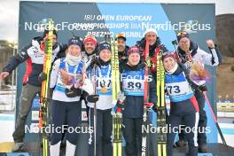 24.01.2024, Brezno-Osrblie, Slovakia (SVK): Maren Kirkeeide (NOR), Ida Lien (NOR), Jenny Enodd (NOR), Emilie Aagheim Kalkenberg (NOR), (l-r) - IBU Open European Championships Biathlon, medals, Brezno-Osrblie (SVK). www.nordicfocus.com. © Reichert/NordicFocus. Every downloaded picture is fee-liable.