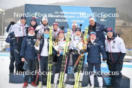 27.01.2024, Brezno-Osrblie, Slovakia (SVK): Marthe Krakstad Johansen (NOR), Ida Lien (NOR), Jenny Enodd (NOR), Emilie Aagheim Kalkenberg (NOR), Maren Kirkeeide (NOR), Karoline Erdal (NOR), (l-r) - IBU Open European Championships Biathlon, medals, Brezno-Osrblie (SVK). www.nordicfocus.com. © Reichert/NordicFocus. Every downloaded picture is fee-liable.