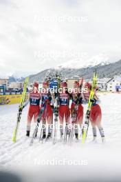 04.01.2024, Davos, Switzerland (SUI): Nadja Kaelin (SUI), Nadine Faehndrich (SUI), Giuliana Werro (SUI), Desiree Steiner (SUI), Anja Weber (SUI), (l-r)  - FIS world cup cross-country, tour de ski, pursuit, Davos (SUI). www.nordicfocus.com. © Modica/NordicFocus. Every downloaded picture is fee-liable.