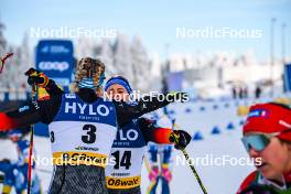 20.01.2024, Oberhof, Germany (GER): Victoria Carl (GER), Katharina Hennig (GER), (l-r)  - FIS world cup cross-country, mass, Oberhof (GER). www.nordicfocus.com. © Authamayou/NordicFocus. Every downloaded picture is fee-liable.
