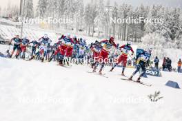 20.01.2024, Oberhof, Germany (GER): Andrew Musgrave (GBR), Martin Loewstroem Nyenget (NOR), Calle Halfvarsson (SWE), Paal Golberg (NOR), Didrik Toenseth (NOR), William Poromaa (SWE), Mika Vermeulen (AUT), Harald Oestberg Amundsen (NOR), Simen Hegstad Krueger (NOR), Hugo Lapalus (FRA), (l-r)  - FIS world cup cross-country, mass, Oberhof (GER). www.nordicfocus.com. © Modica/NordicFocus. Every downloaded picture is fee-liable.