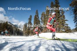 09.02.2024, Canmore, Canada (CAN): Heidi Weng (NOR), Astrid Oeyre Slind (NOR), (l-r)  - FIS world cup cross-country, 15km mass, Canmore (CAN). www.nordicfocus.com. © Modica/NordicFocus. Every downloaded picture is fee-liable.