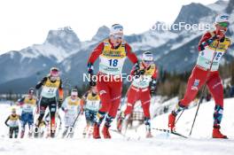 11.02.2024, Canmore, Canada (CAN): Tiril Udnes Weng (NOR), Anne Kjersti Kalvaa (NOR), (l-r), (l-r)  - FIS world cup cross-country, mass, Canmore (CAN). www.nordicfocus.com. © Modica/NordicFocus. Every downloaded picture is fee-liable.
