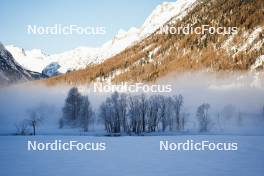 20.01.2024, Zuoz Switzerland (SUI): feature: landscape, ground fog, mountain  - Ski Classics La Diagonela, Zuoz (SUI). www.nordicfocus.com. © Barbieri/NordicFocus. Every downloaded picture is fee-liable.